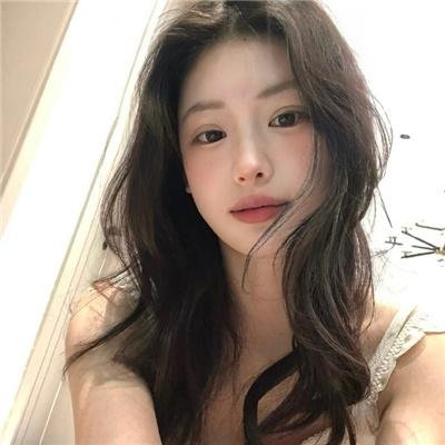 传闻中的女人